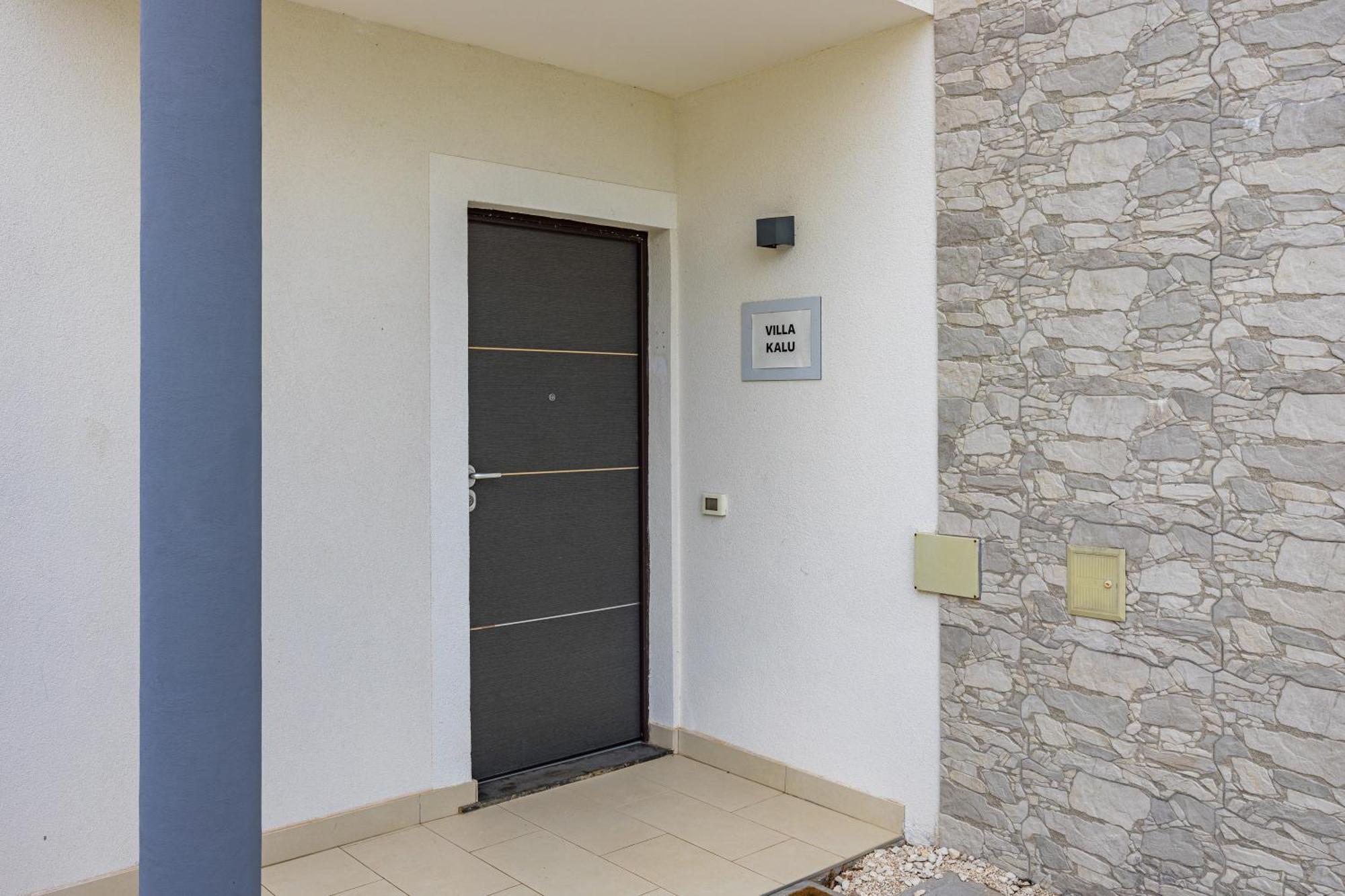 Villa Kalu 1 Krnica Extérieur photo